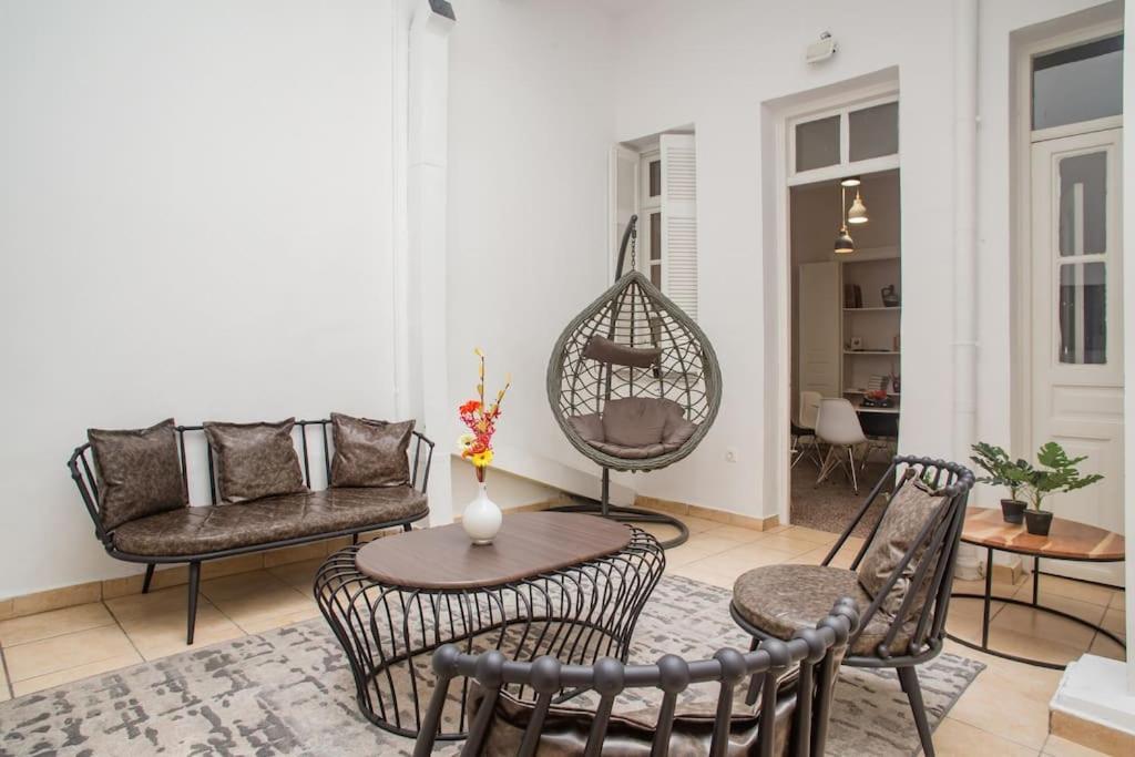 Splendid Full 5Bdr/3Bath/2Kitchens Mansion In Ath Apartment Atena Exterior foto