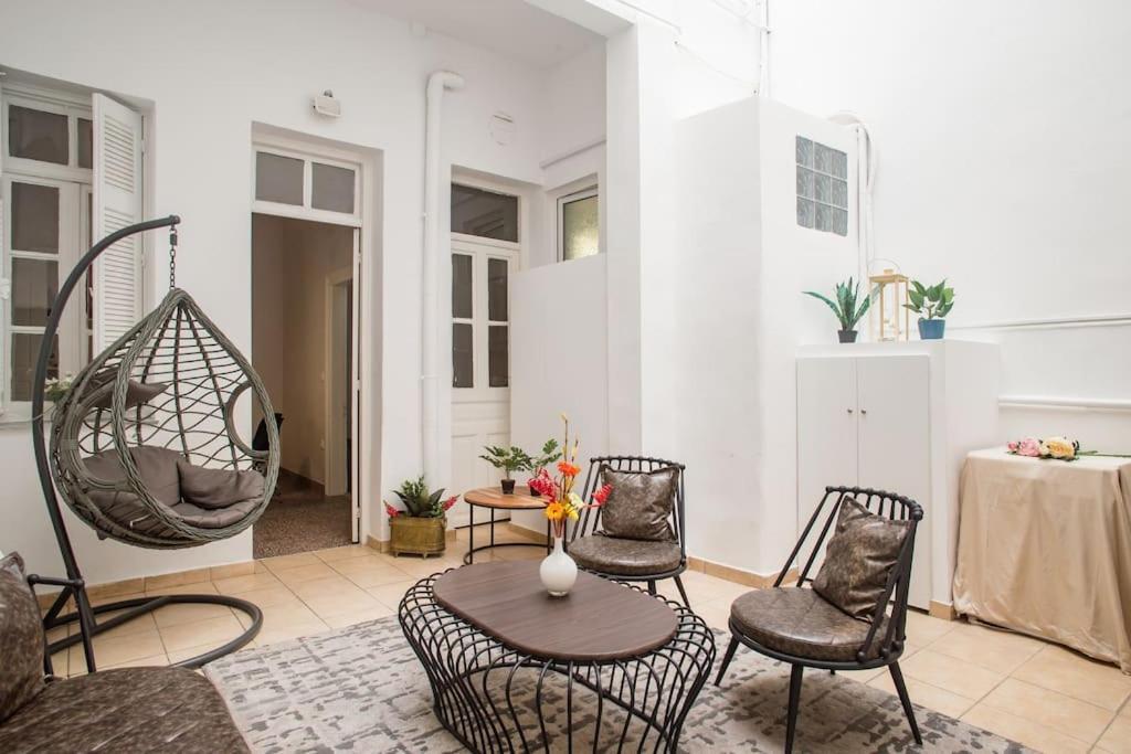 Splendid Full 5Bdr/3Bath/2Kitchens Mansion In Ath Apartment Atena Exterior foto